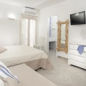 Jolie Bed & Breakfast
